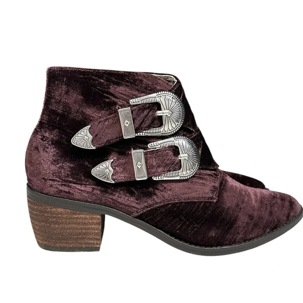 Band of Gypsies Velvet Booties Jericho boot burgundy deep purple sz 6.5